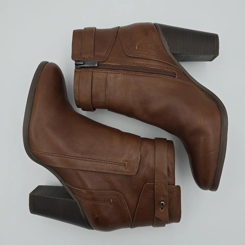 Like-New Vince Camuto Faythe Layered Heeled Ankle Booties, Brown, Women's 7.5M - Picture 15 of 16